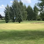 Willa Ledowohouse Vintage Own Golf Course, Kids Friendly