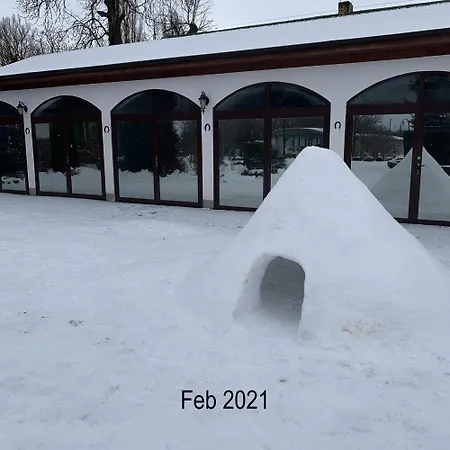 Ledowohouse Vintage Own Golf Course, Kids Friendly Villa Ledowo (Gdansk)