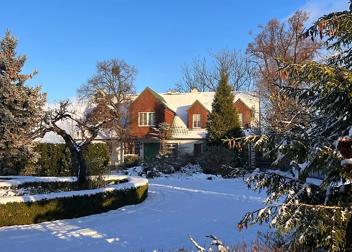 Ledowohouse Vintage Own Golf Course, Kids Friendly